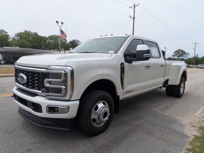 2026 Ford Super Duty F-350 DRW Platinum