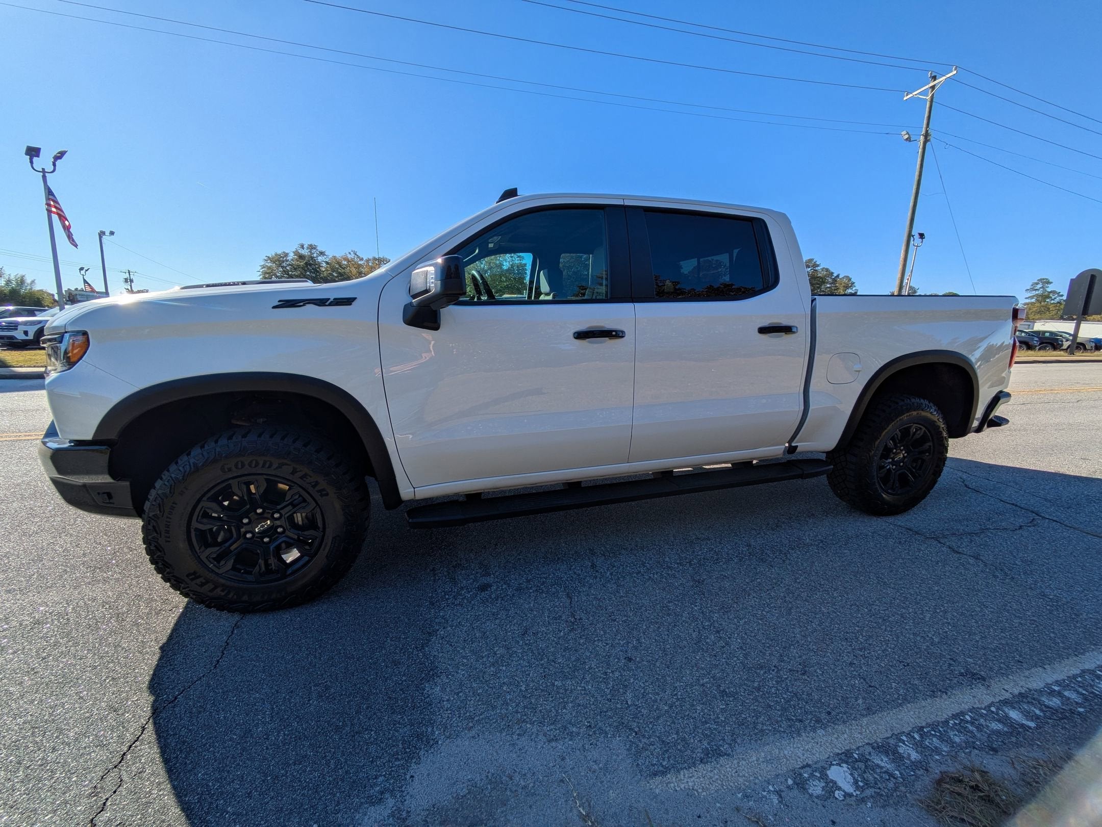 2025 Chevrolet Silverado 1500 ZR2