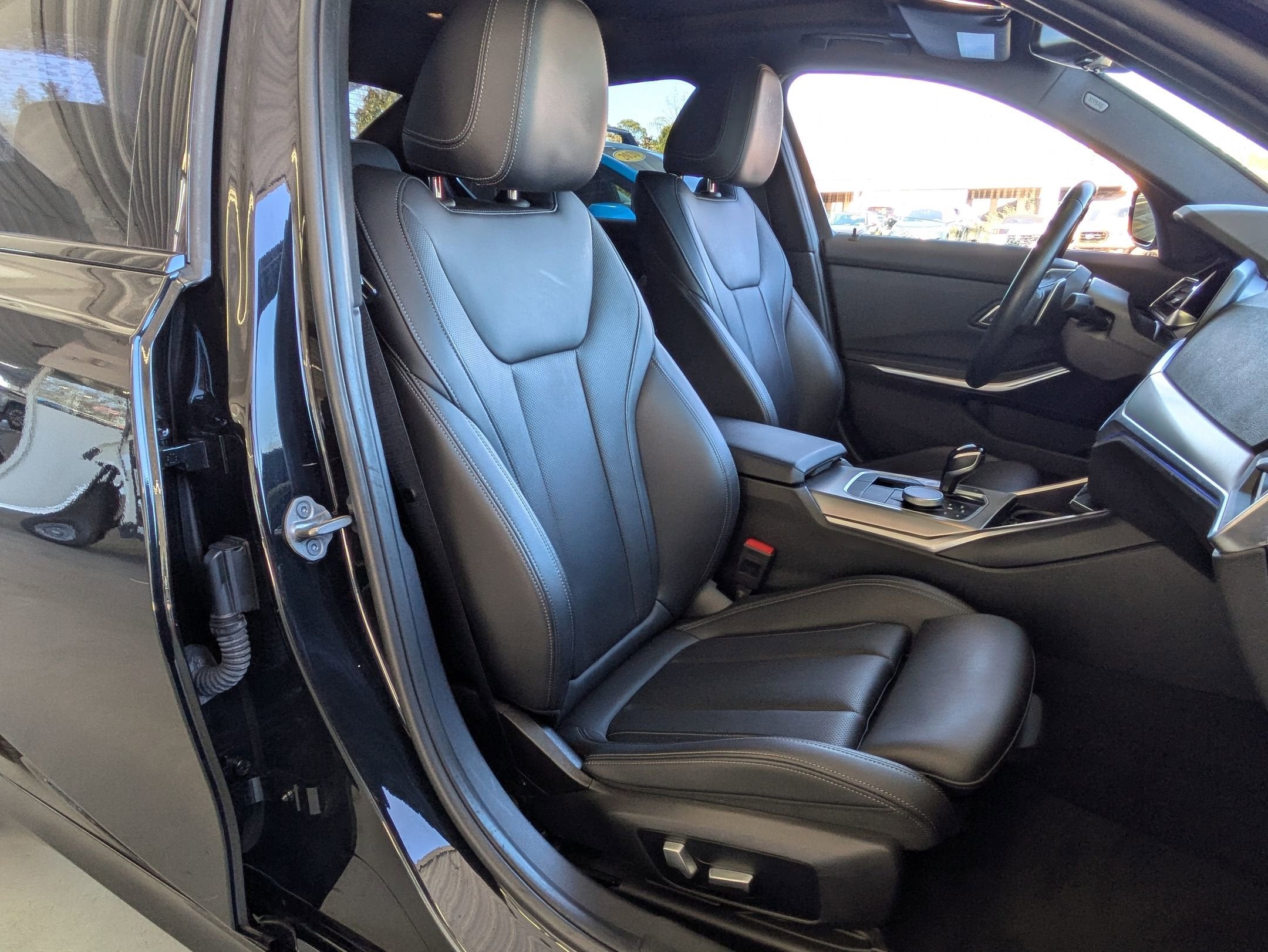 2022 BMW 3 Series 330i