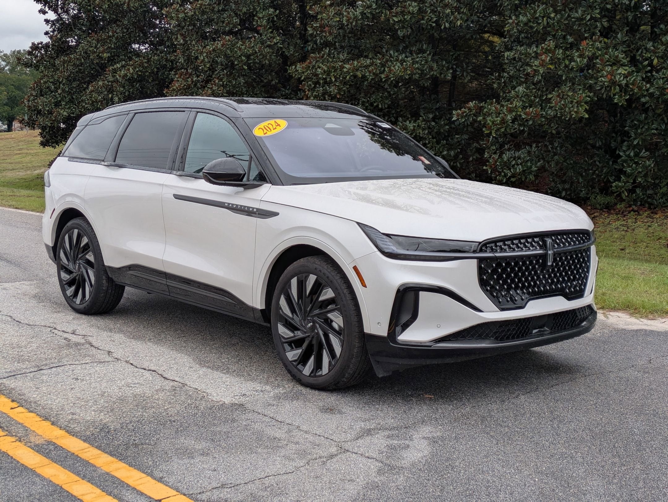 2024 Lincoln Nautilus Reserve