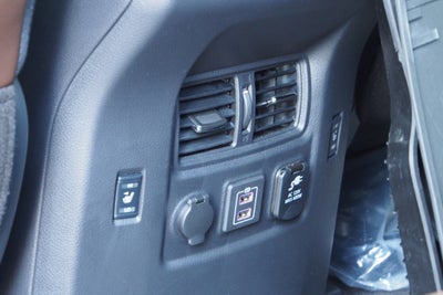 2023 Nissan Titan Platinum Reserve