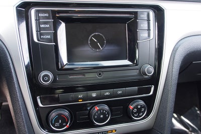 2018 Volkswagen Passat 2.0T S