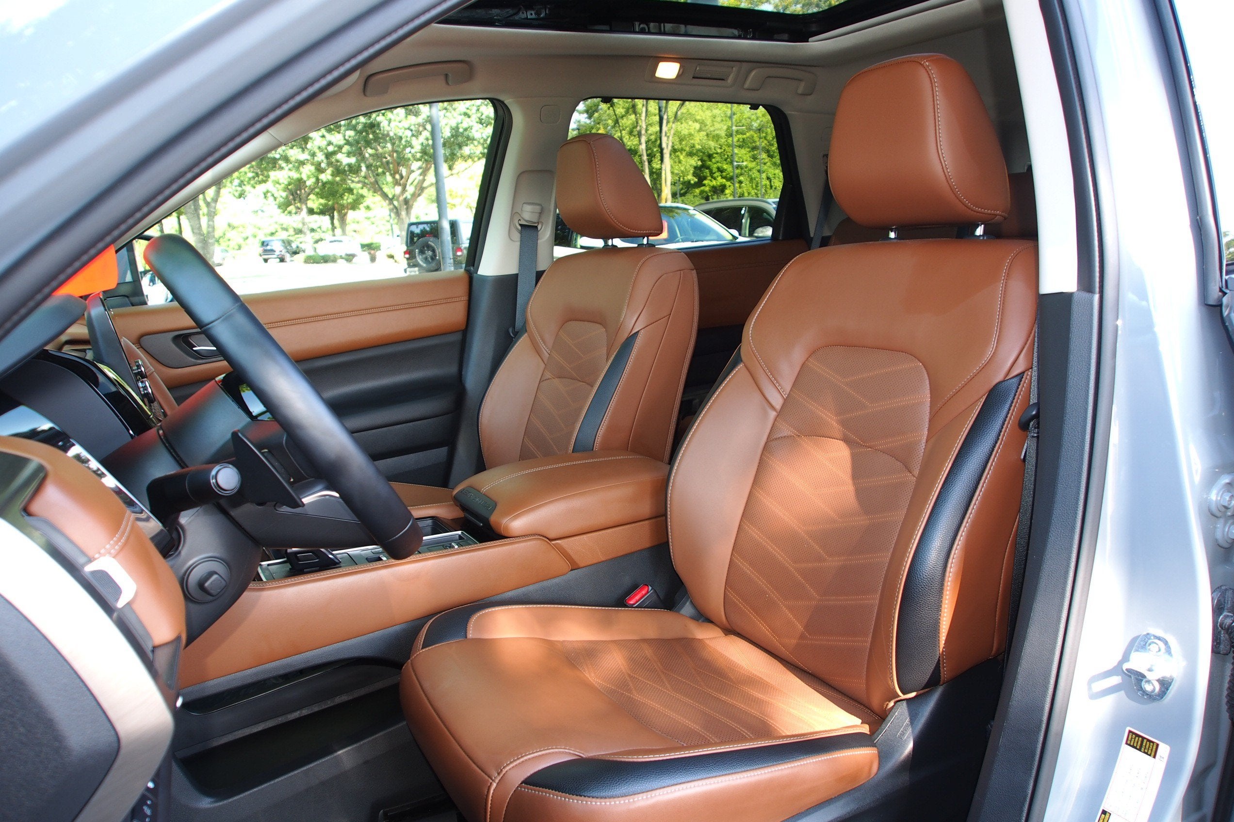 2024 Nissan Pathfinder Platinum