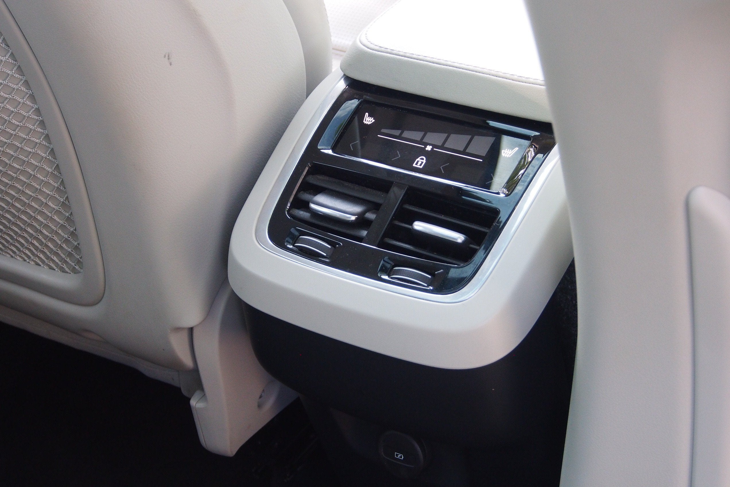 2023 Volvo XC90 Ultimate