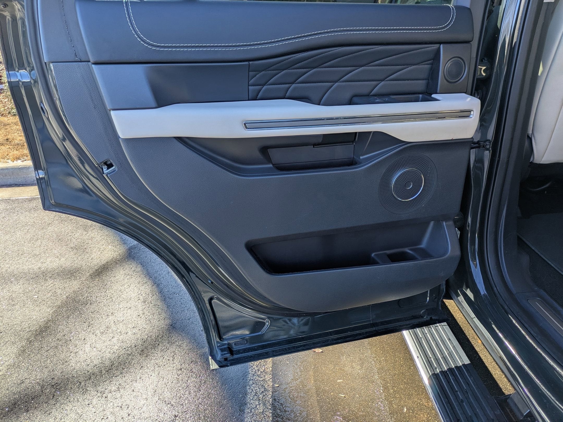 2022 Ford Expedition Platinum