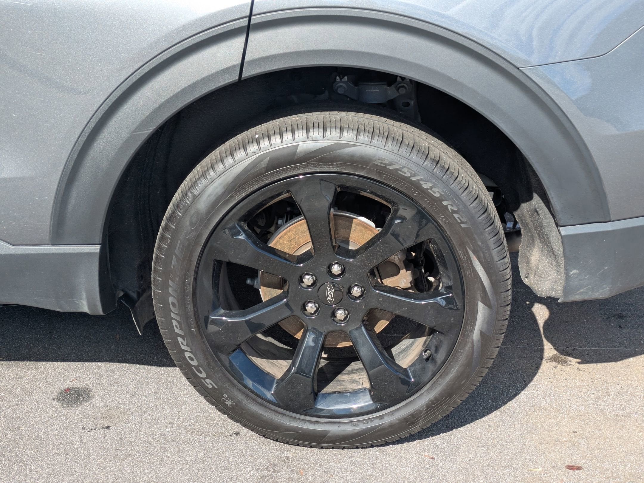 2024 Ford Explorer ST-Line