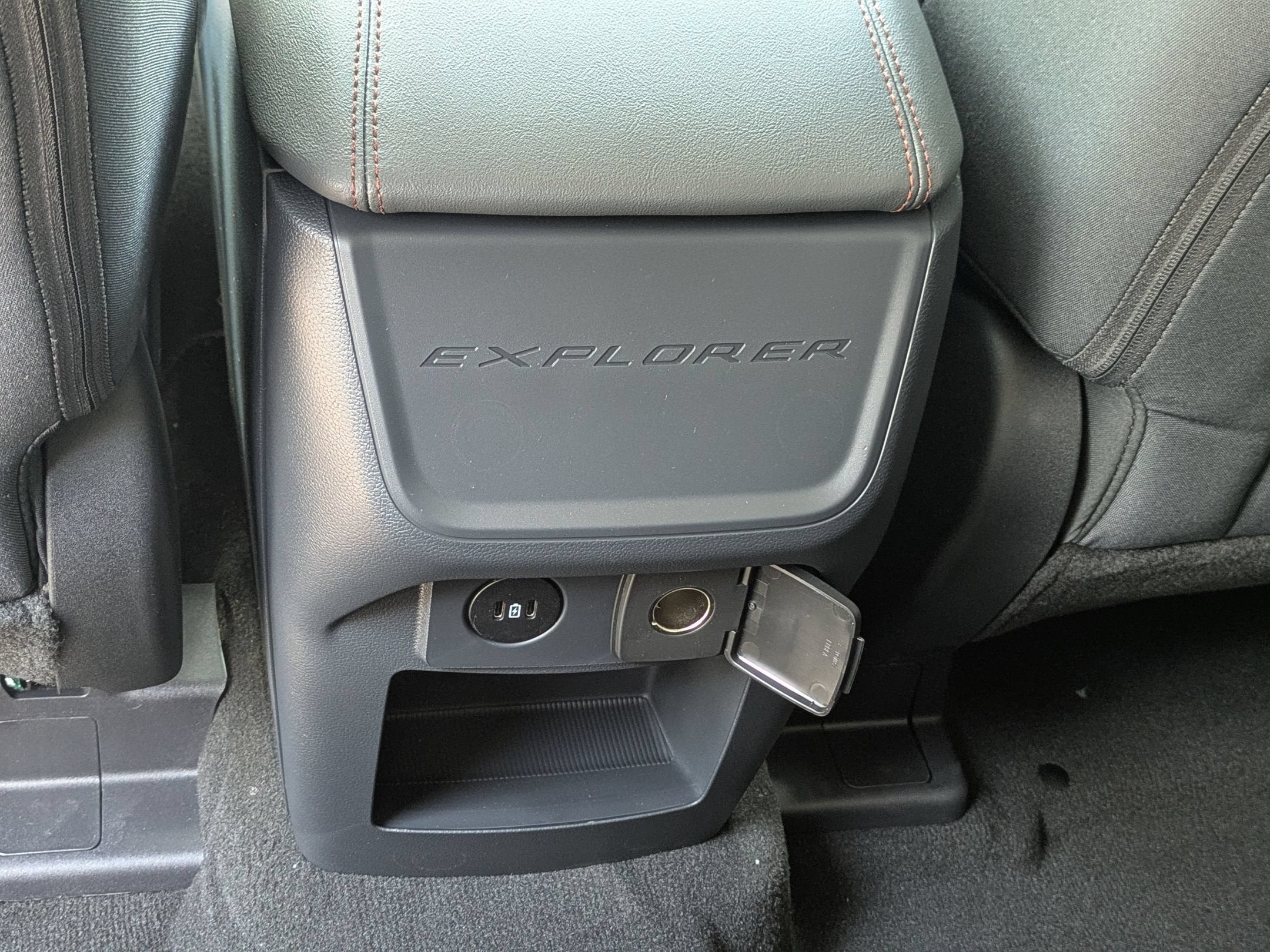 2026 Ford Explorer Active w/100A Pkg