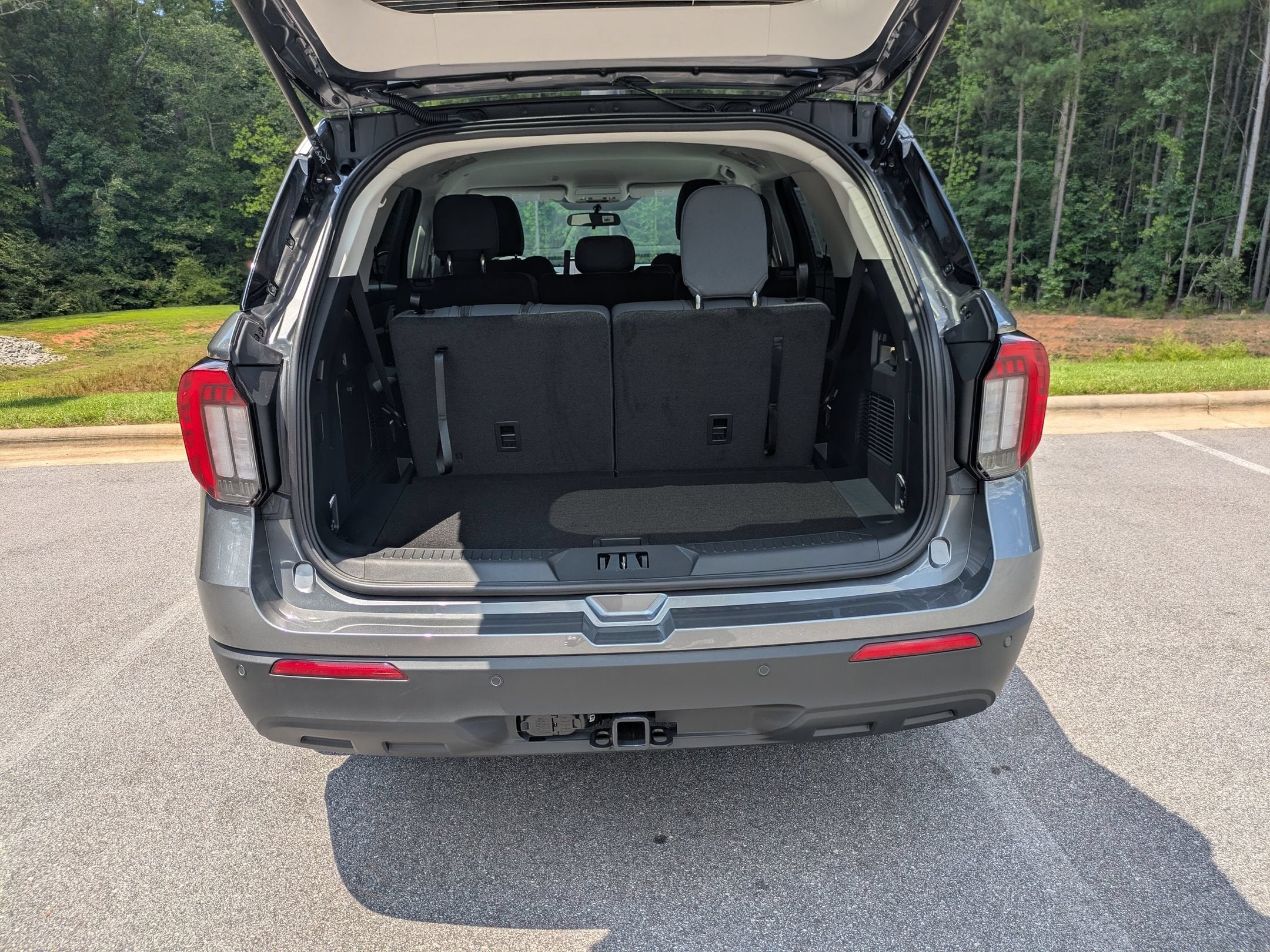 2026 Ford Explorer Active w/100A Pkg