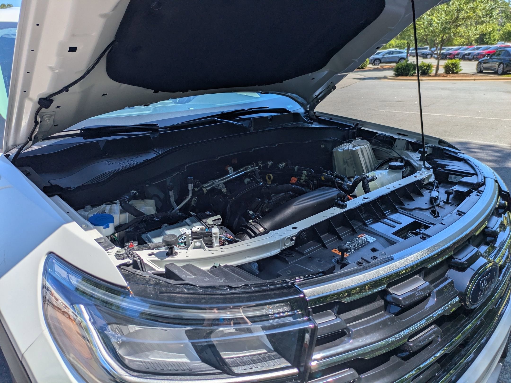 2026 Ford Explorer Active w/200A Pkg