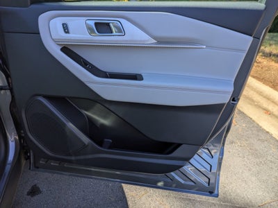 2026 Ford Explorer Active (200A)