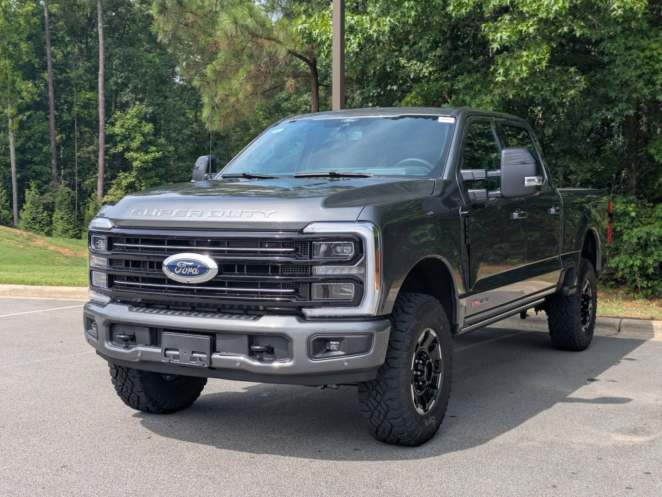 2026 Ford Super Duty F-250 SRW Platinum