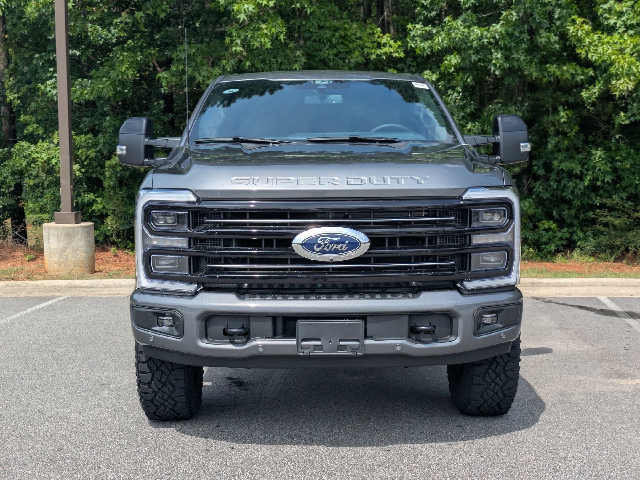 2026 Ford Super Duty F-250 SRW Platinum