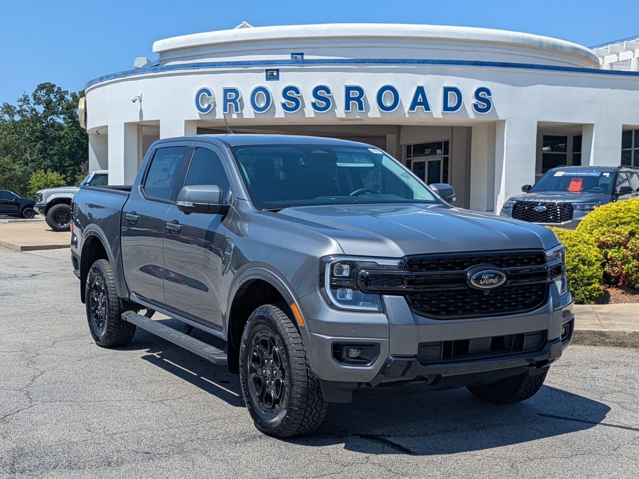 2025 Ford Ranger Lariat 4x4 SuperCrew 5' Box's photo