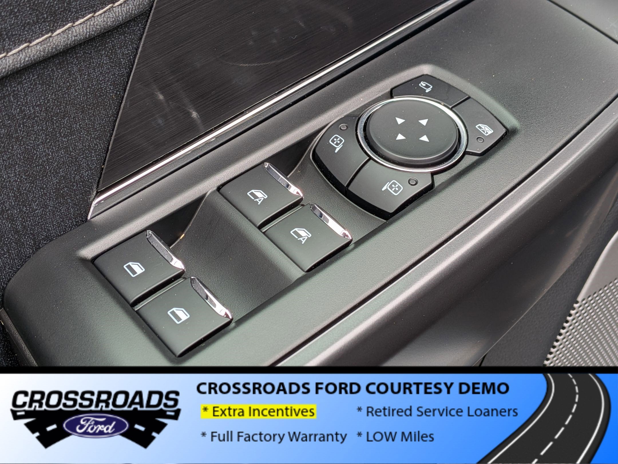 2025 Ford F-150 LARIAT - Crossroads Courtesy Demo