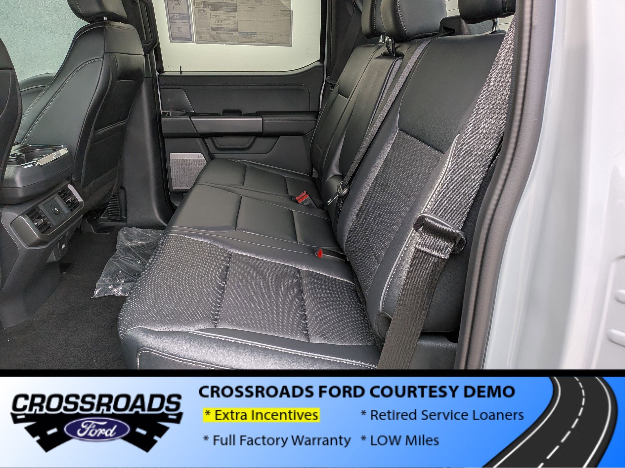 2025 Ford F-150 LARIAT - Crossroads Courtesy Demo