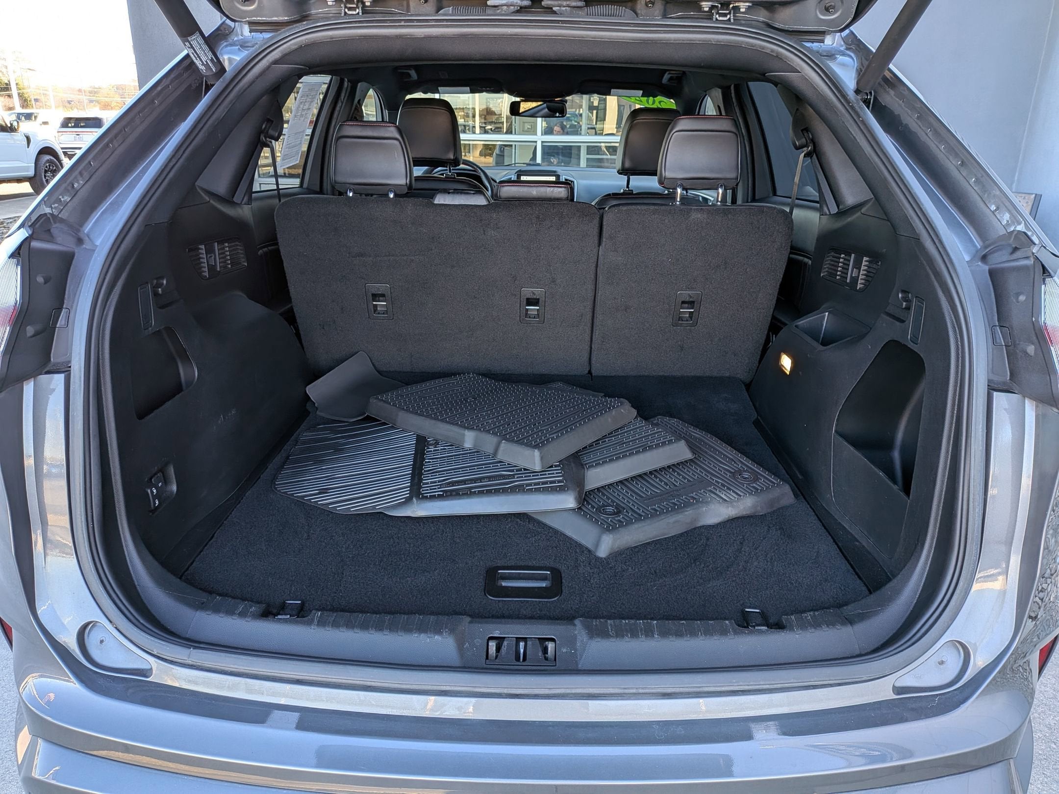 2022 Ford Edge ST Line