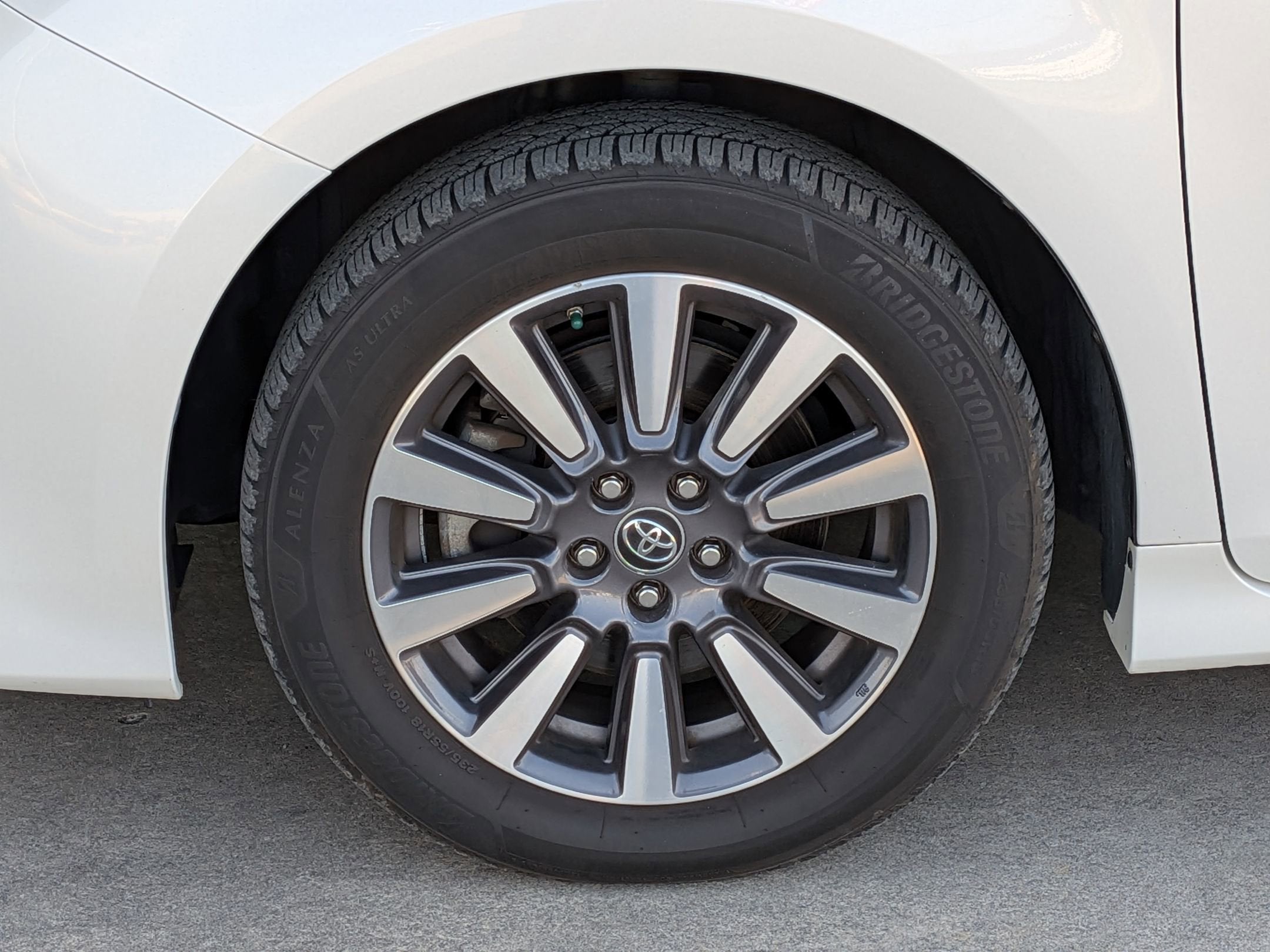 2020 Toyota Sienna Limited Premium