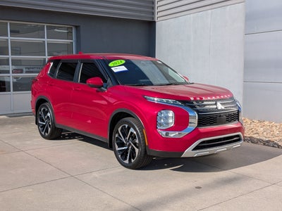 2024 Mitsubishi Outlander SE