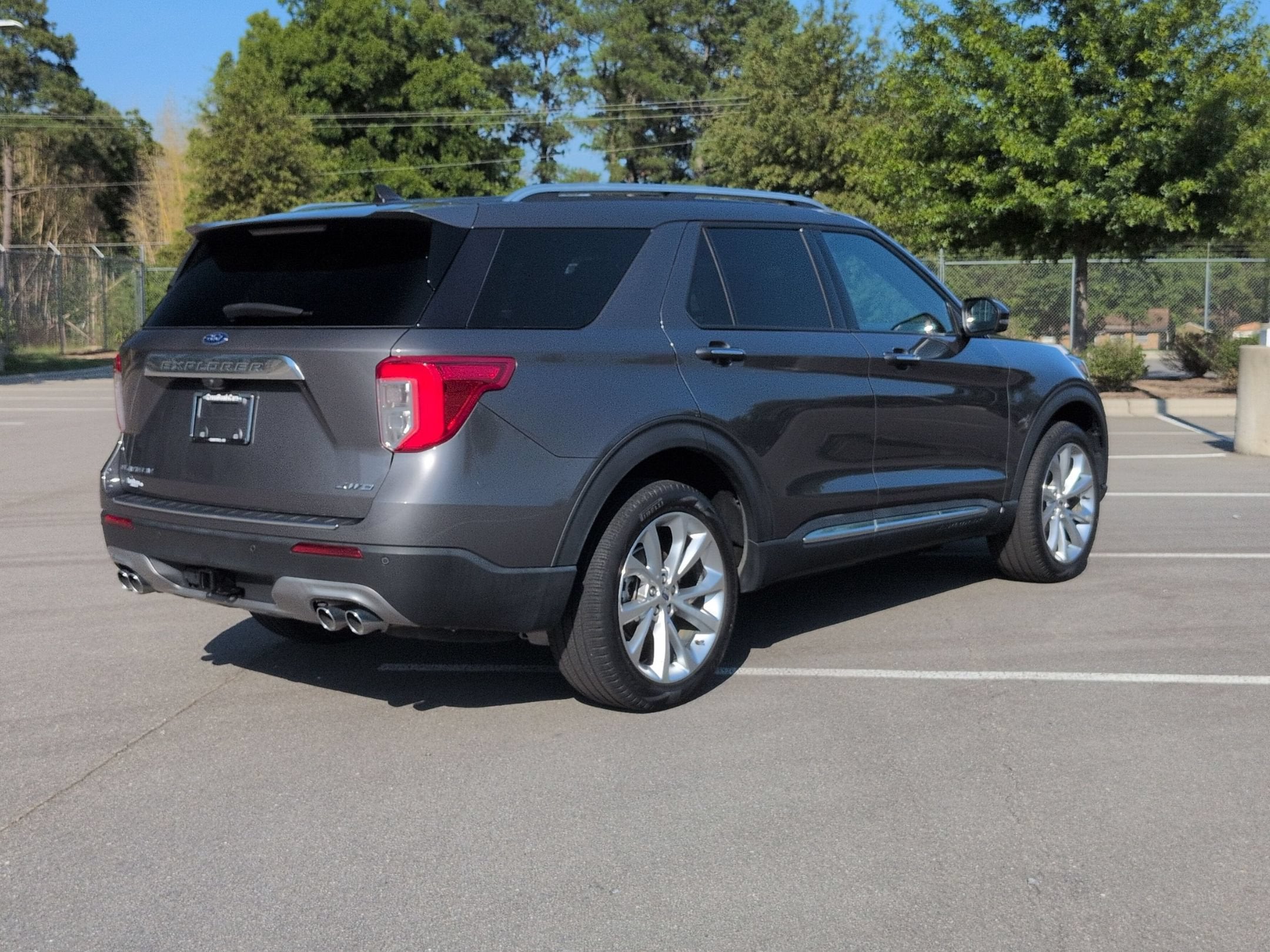 2023 Ford Explorer Platinum