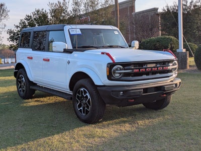 2024 Ford Bronco Outer Banks