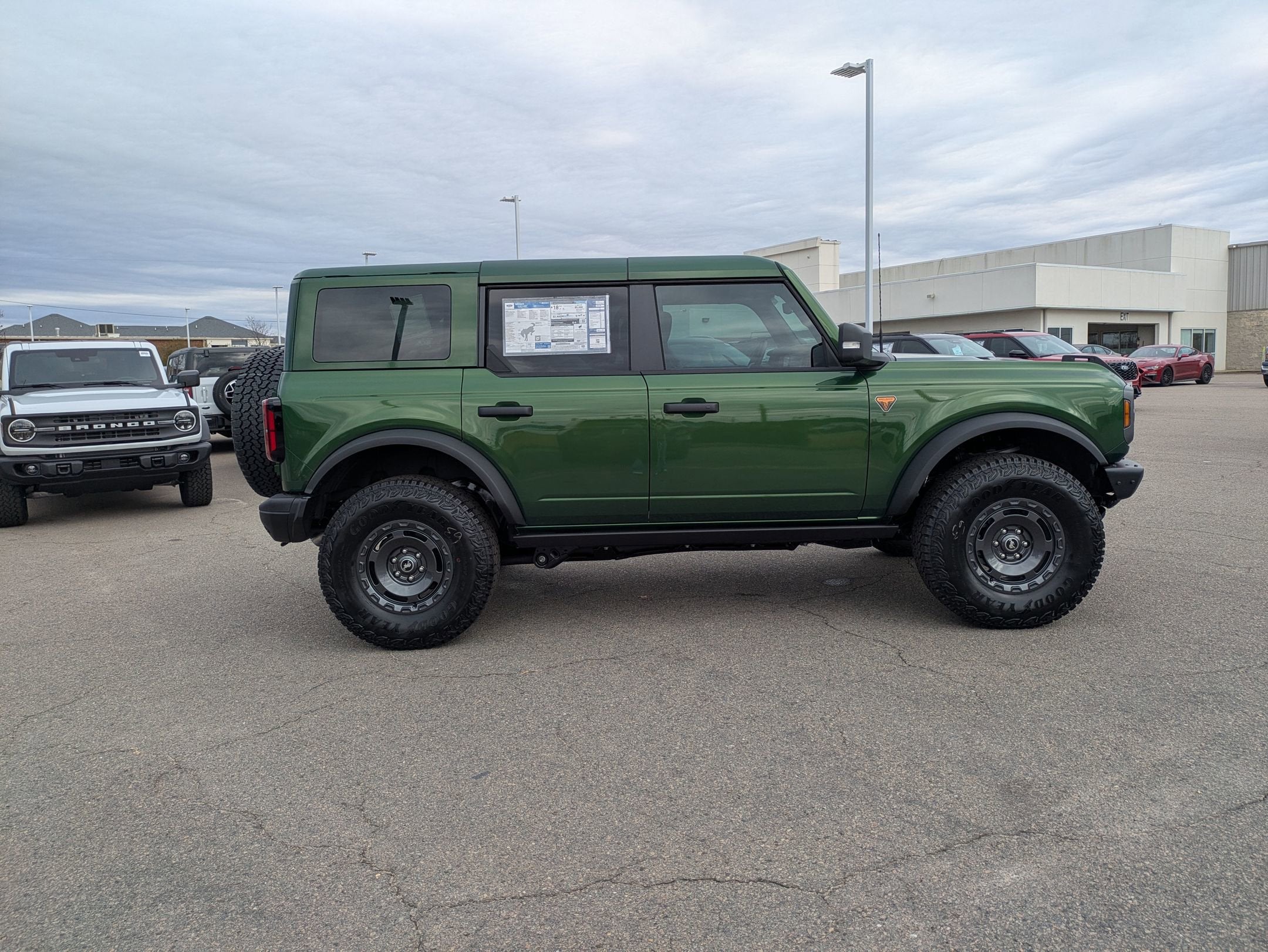 2025 Ford Bronco Badlands
