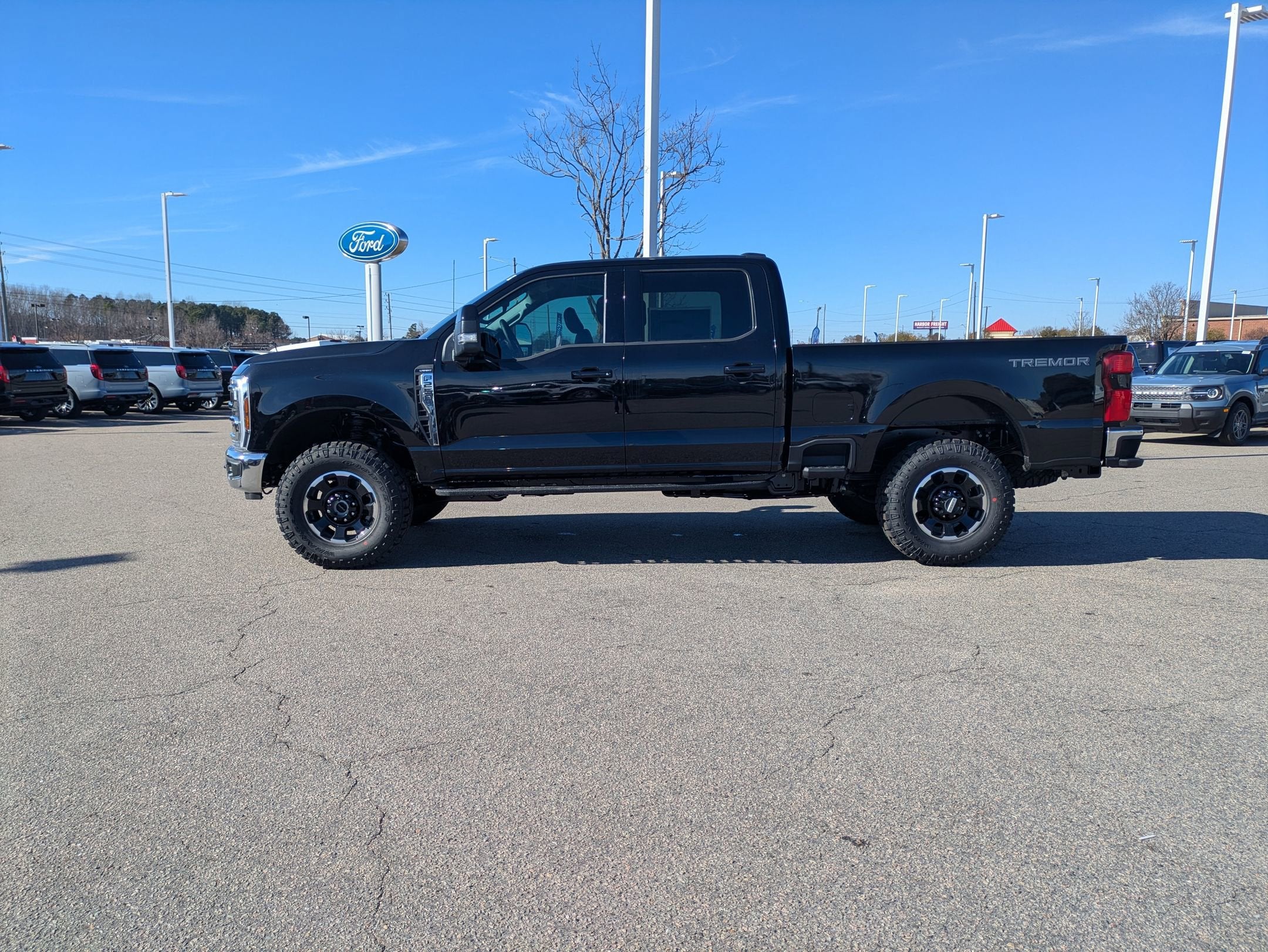 2026 Ford Super Duty F-250 SRW LARIAT