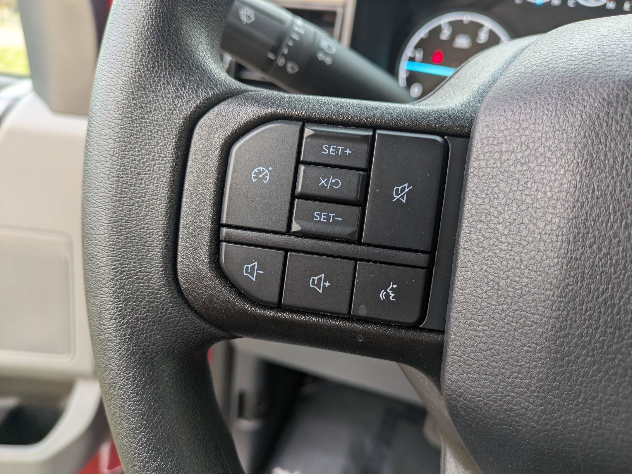 2025 Ford Super Duty F-450 DRW XLT