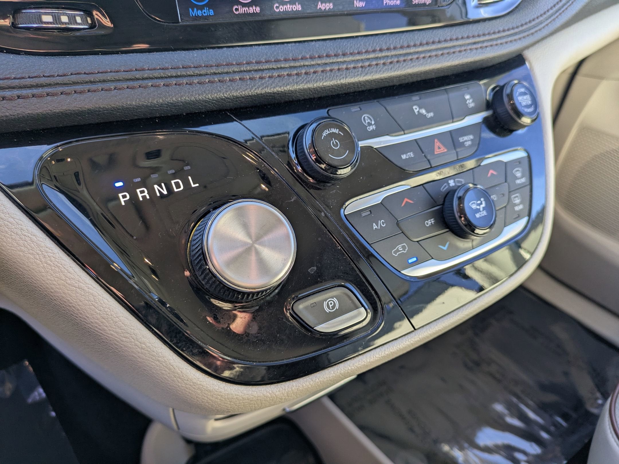 2020 Chrysler Pacifica Limited