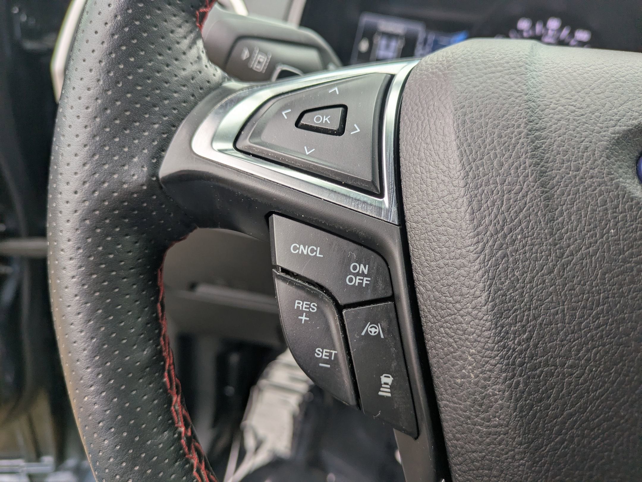 2022 Ford Edge ST Line