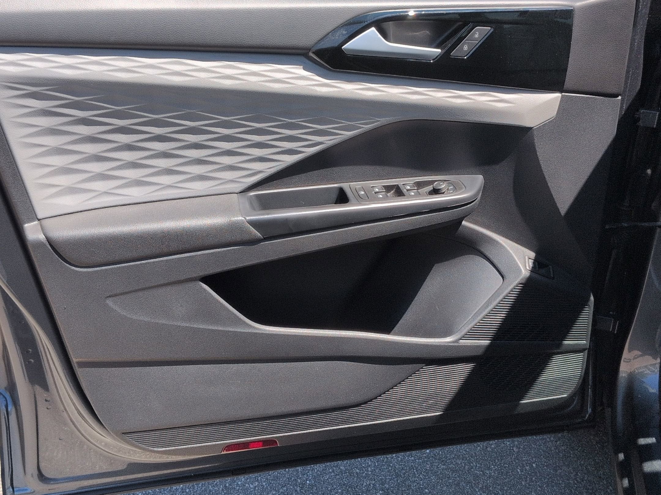 2023 Volkswagen Taos S