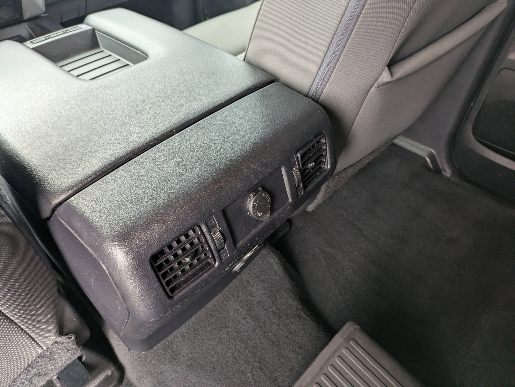 2018 Toyota Tundra 4WD SR5