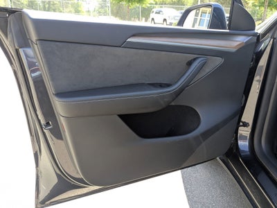 2024 Tesla Model Y Base