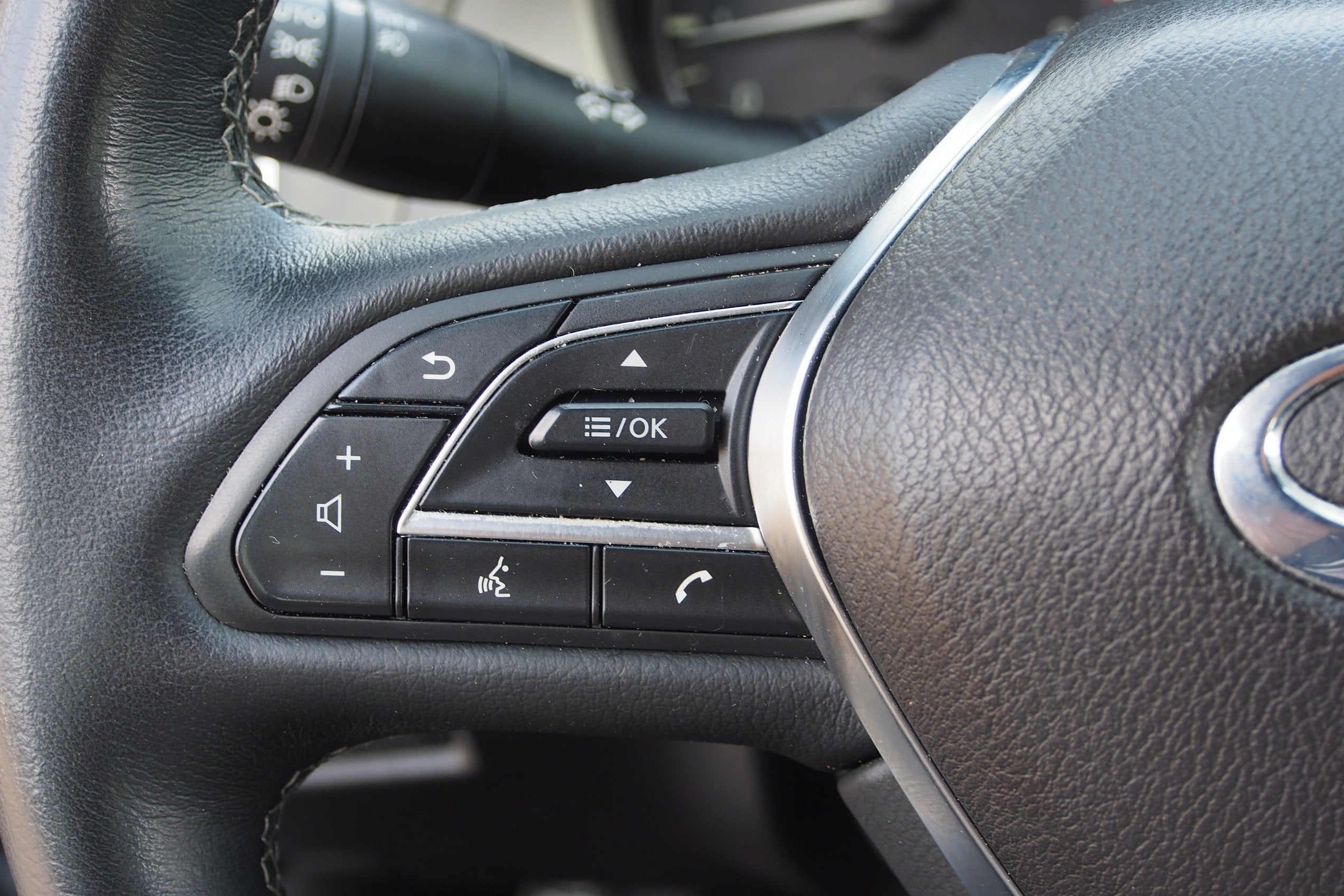 2023 INFINITI Q50 SENSORY