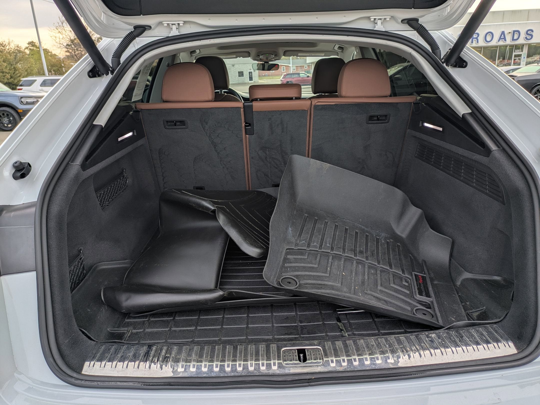 2020 Audi Q8 Premium Plus