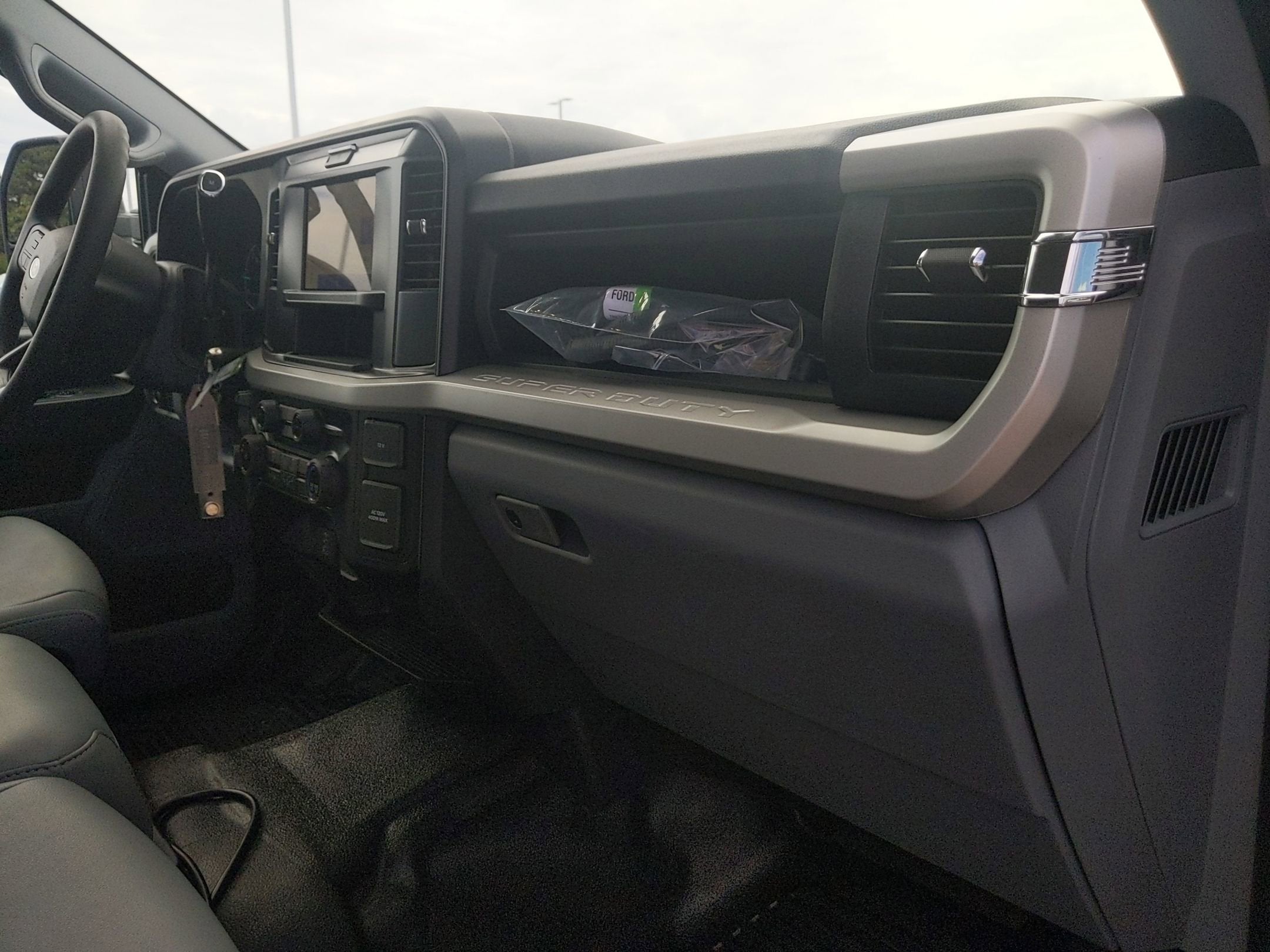 2025 Ford Super Duty F-450 DRW XL