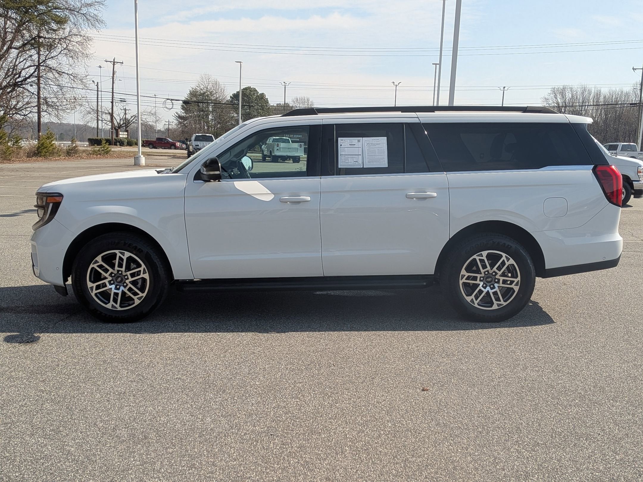 2025 Ford Expedition Max Active