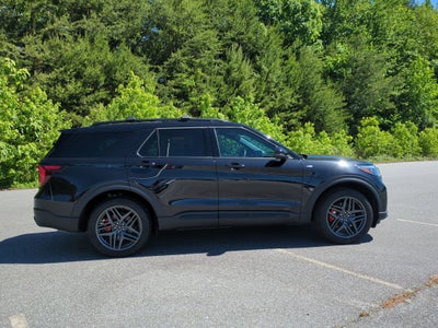 2026 Ford Explorer ST-Line - Crossroads Courtesy Demo
