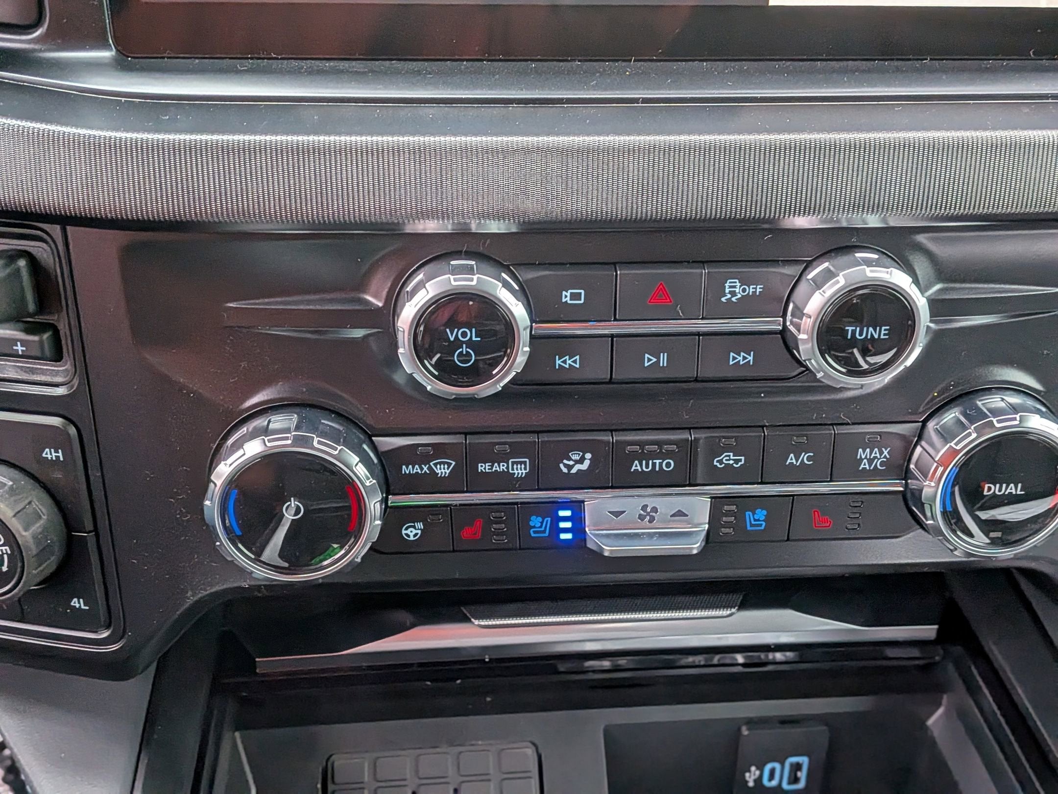 2026 Ford Super Duty F-250 SRW Platinum Tremor