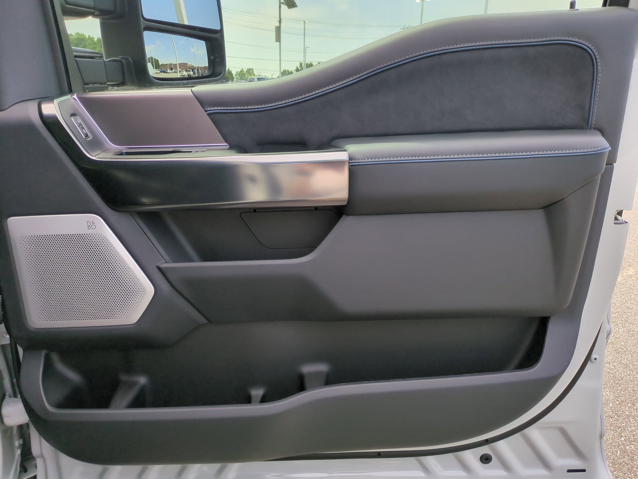 2026 Ford Super Duty F-250 SRW Platinum Tremor