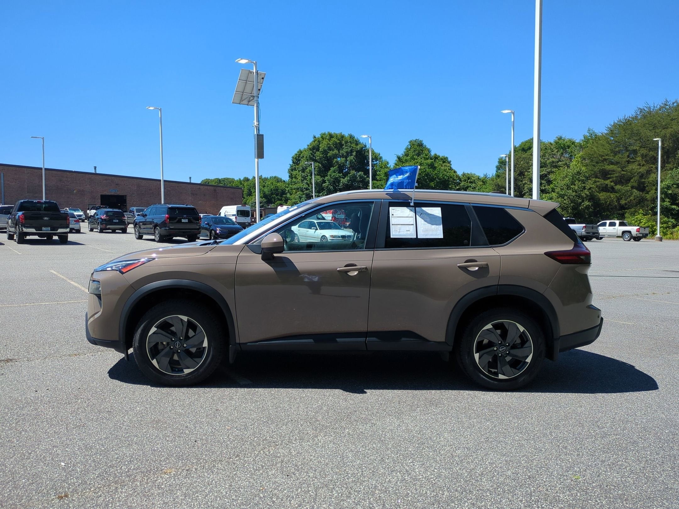 2024 Nissan Rogue SV