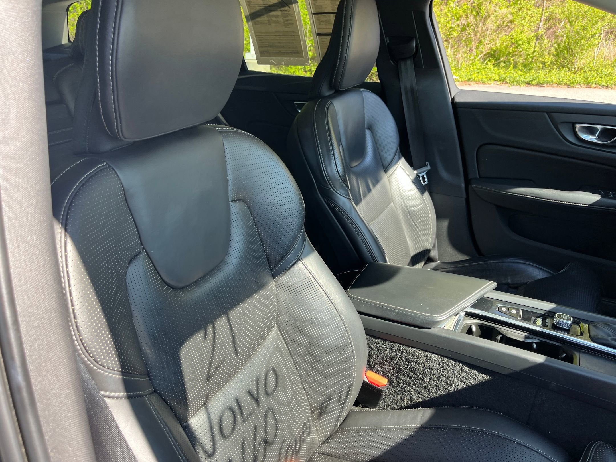 2021 Volvo V60 Cross Country T5