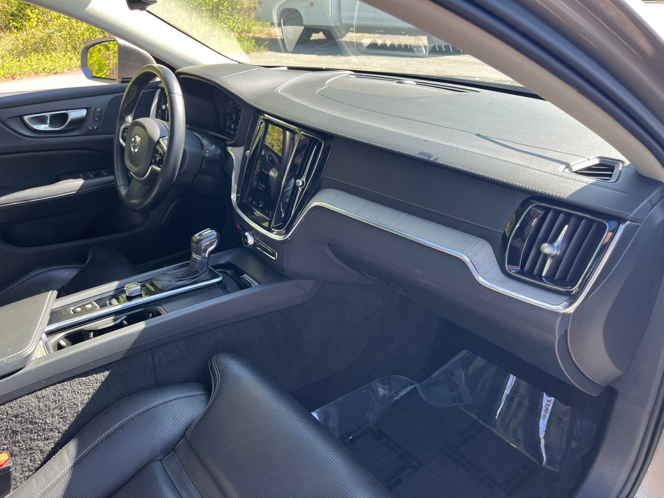 2021 Volvo V60 Cross Country T5