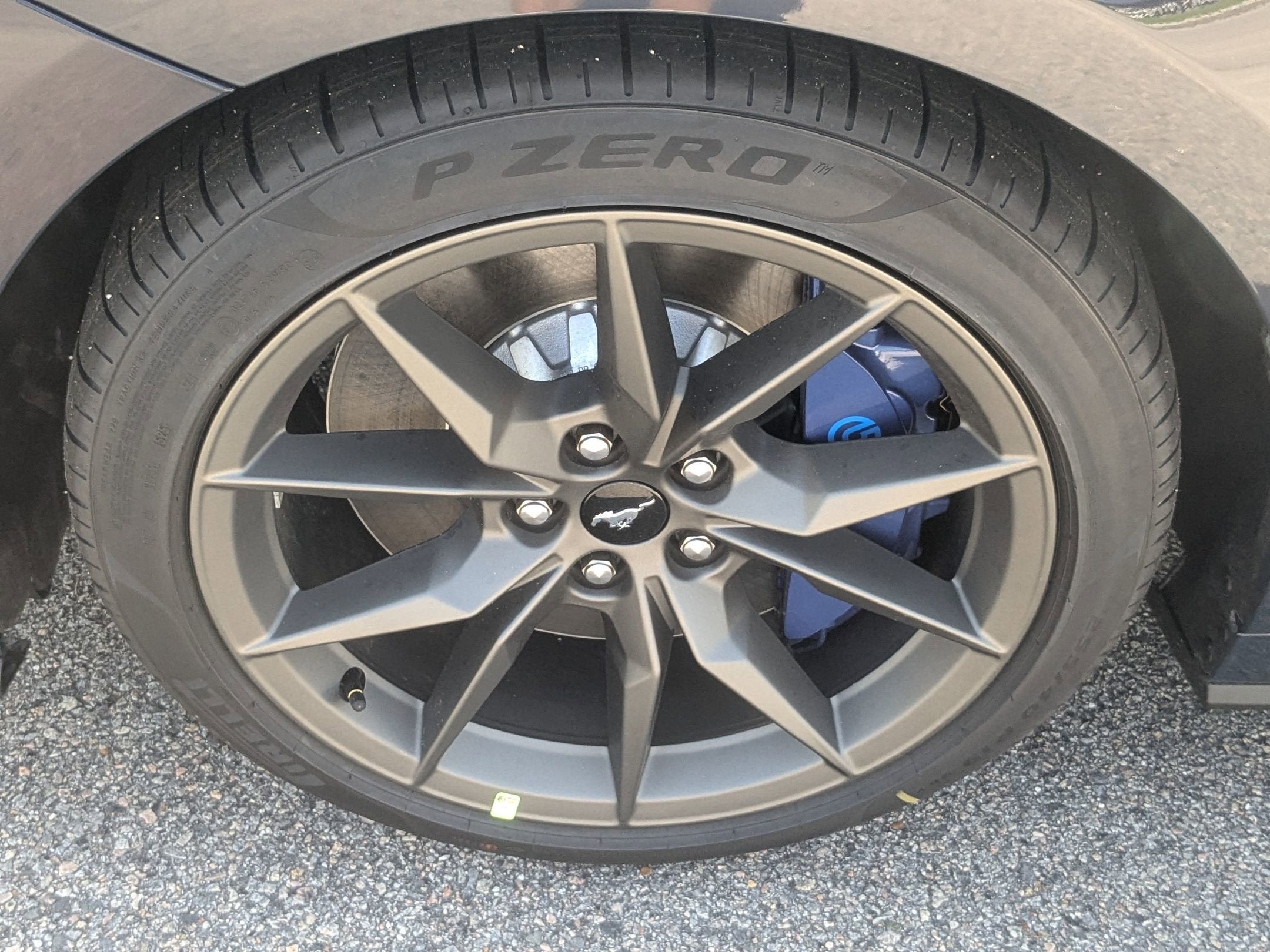 2025 Ford Mustang Dark Horse