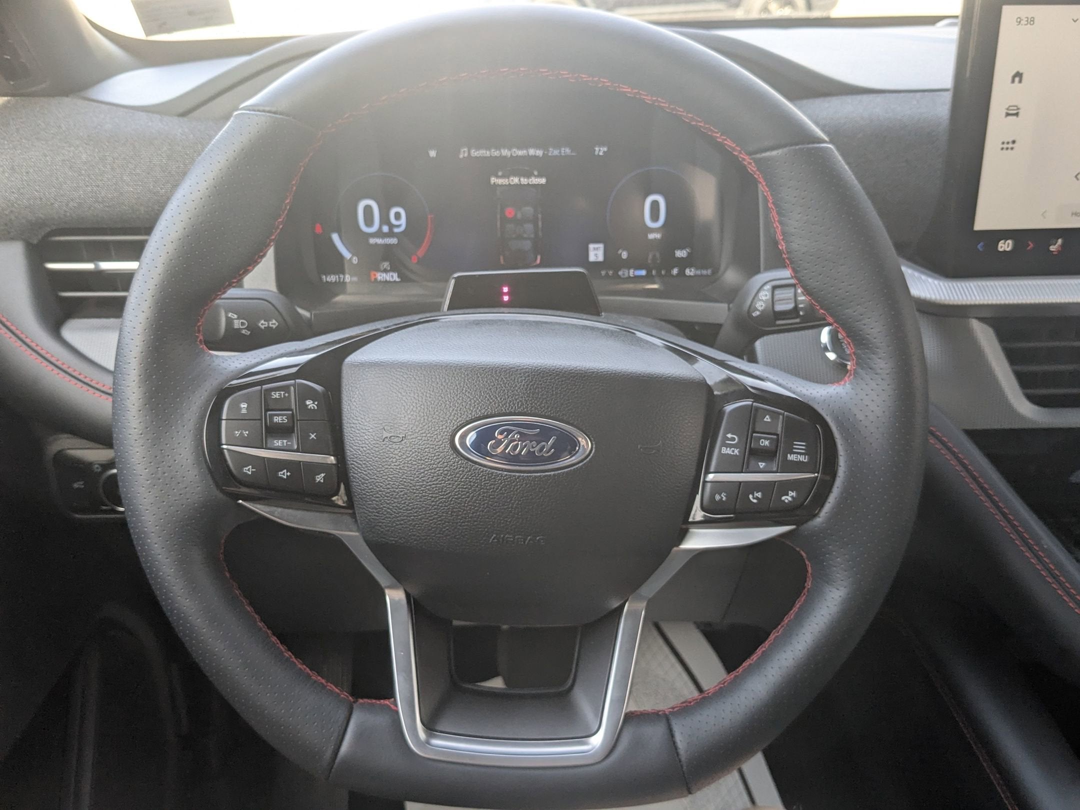 2025 Ford Explorer ST-Line