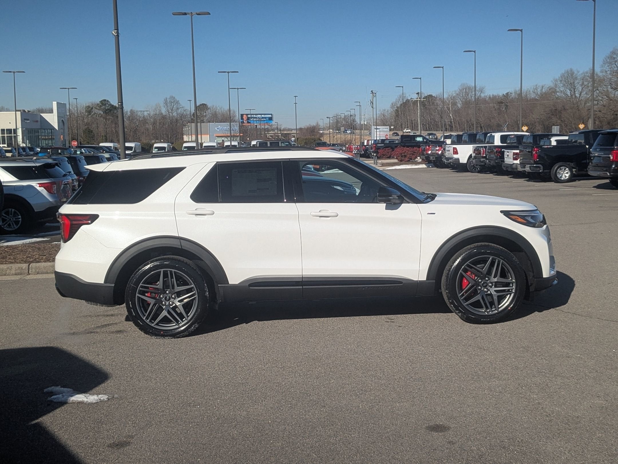 2026 Ford Explorer ST-Line