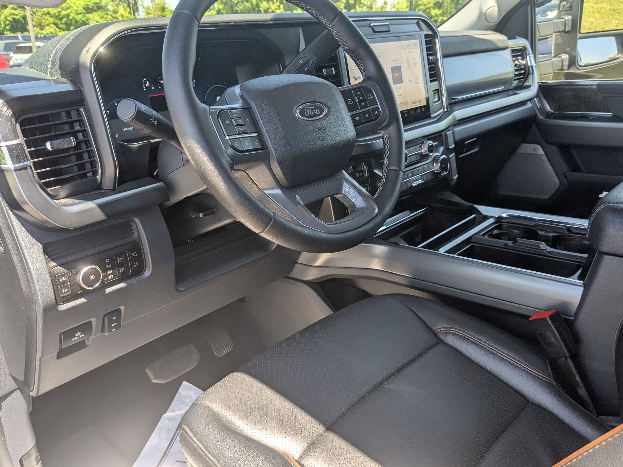 2025 Ford Super Duty F-250 SRW LARIAT