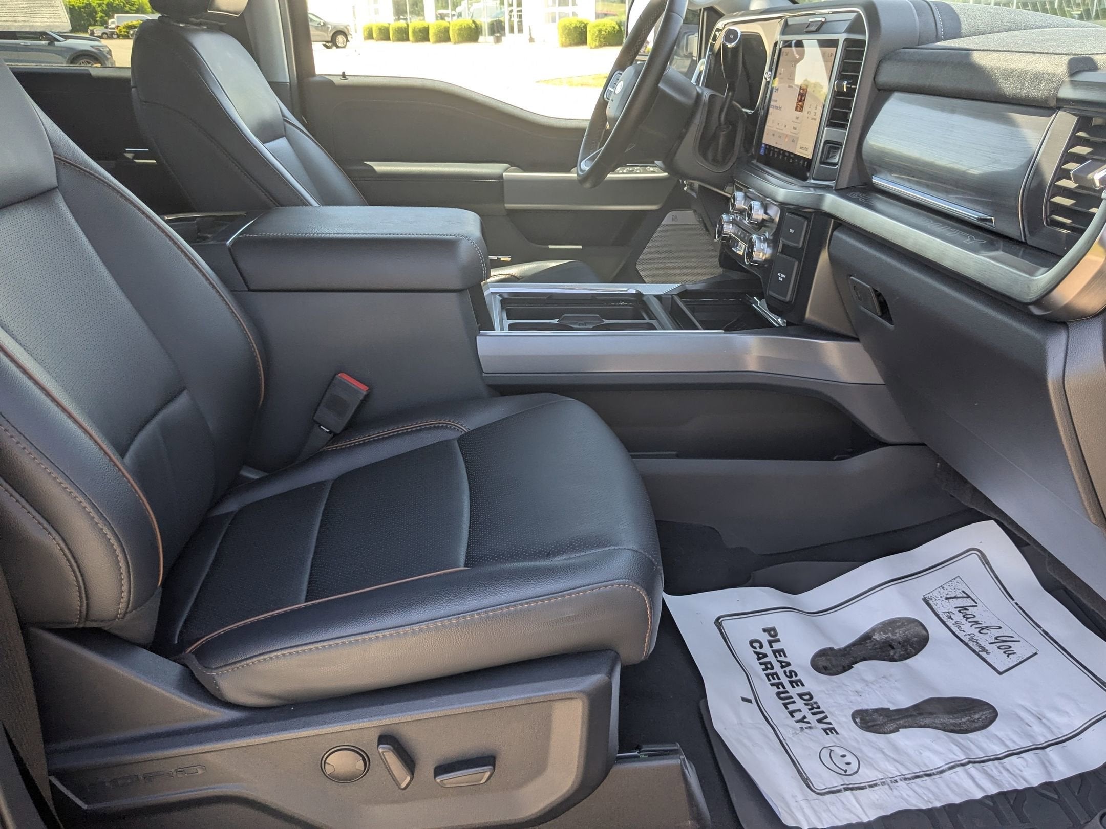 2025 Ford Super Duty F-250 SRW LARIAT