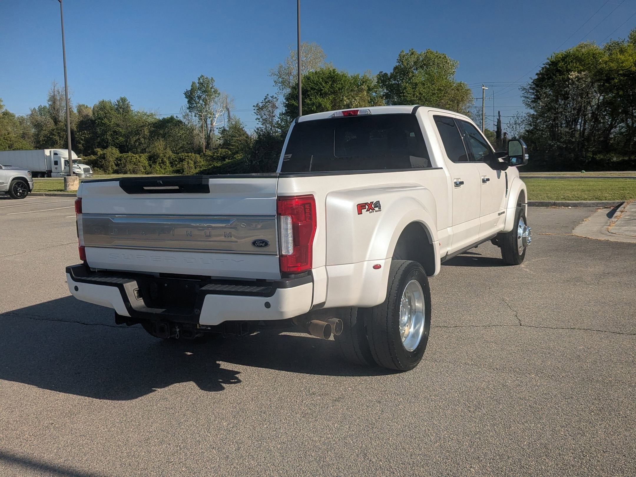 2019 Ford Super Duty F-450 DRW Platinum