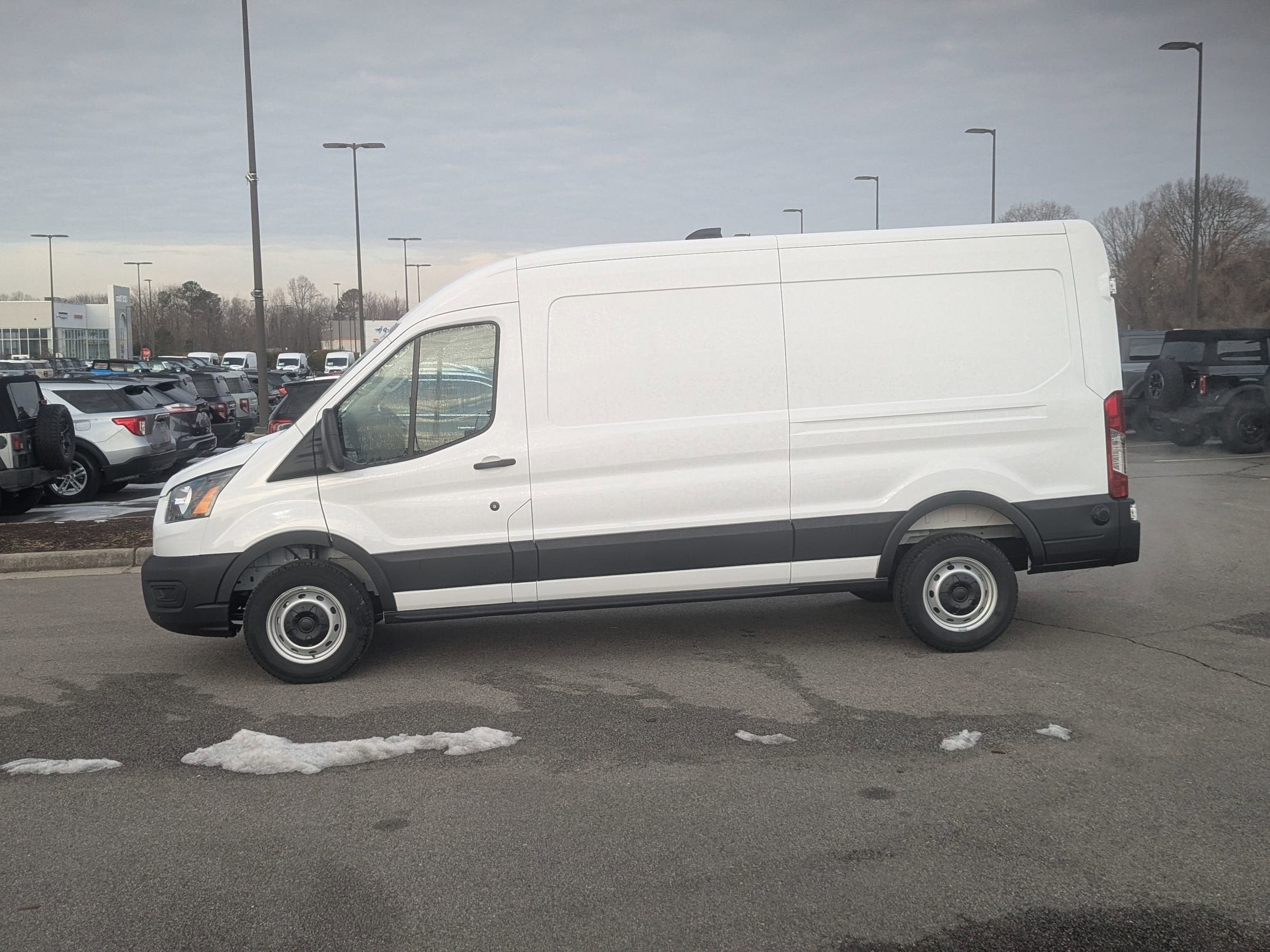 2026 Ford Transit Cargo Van Base