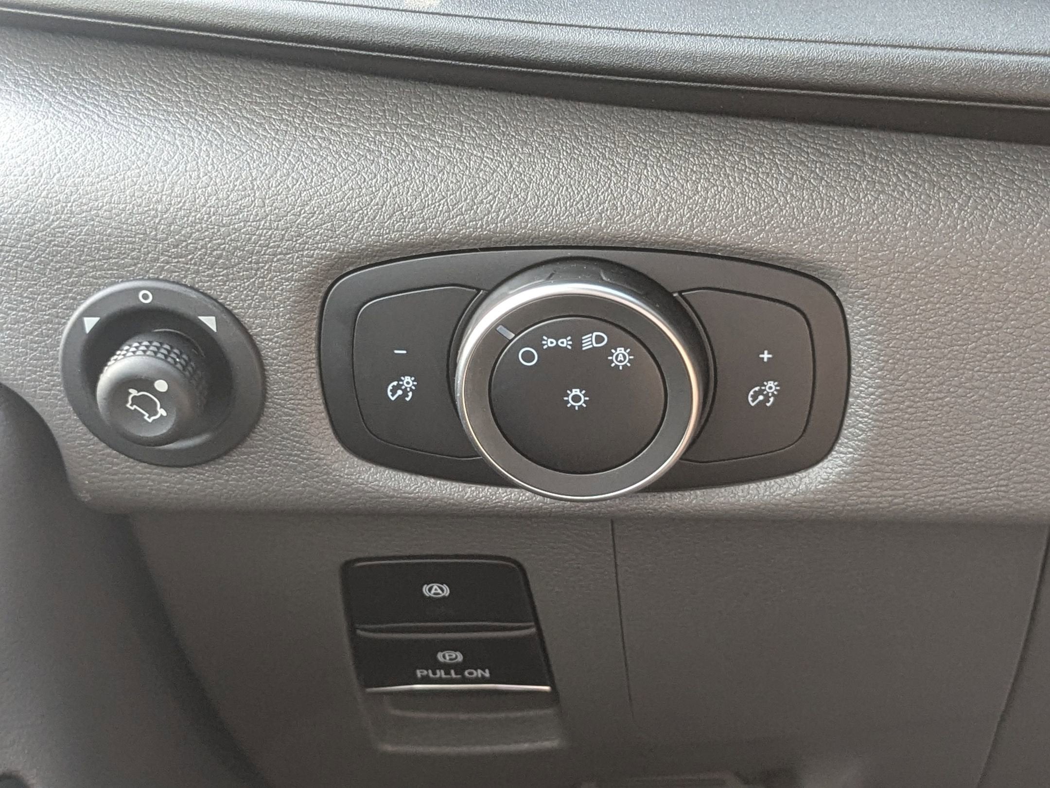 2025 Ford Transit Cargo Van Base